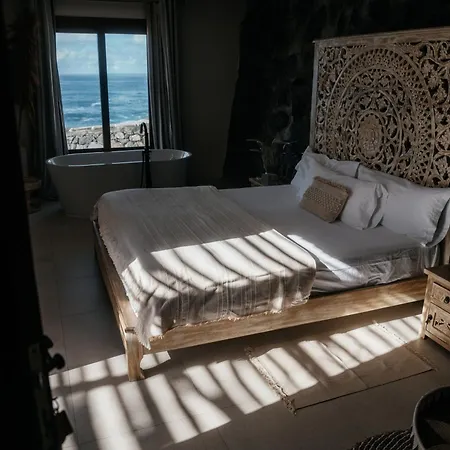 Boutique Eco Costa Magica מלון