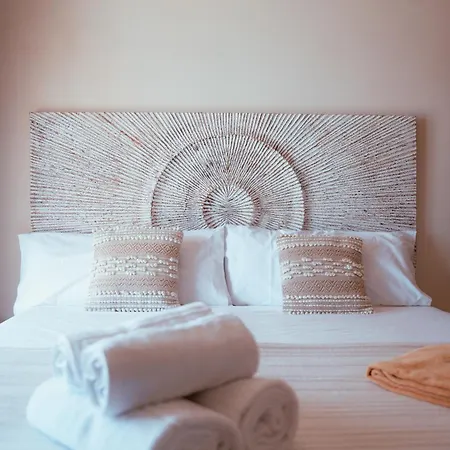 מלון Boutique Eco Costa Magica 4*